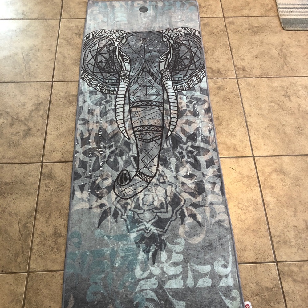 Manduka yogitoes towel